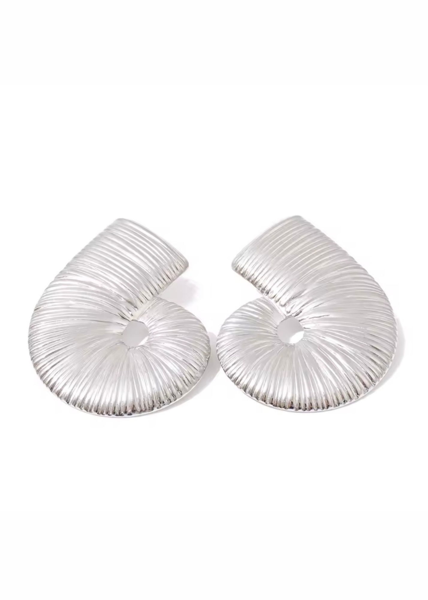 Innes | NAUTILUS STUDS
