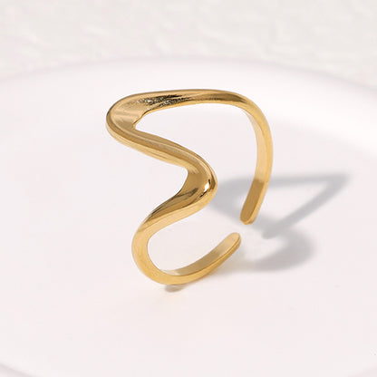 The Solstice Rings
