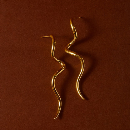 Omeya Earrings